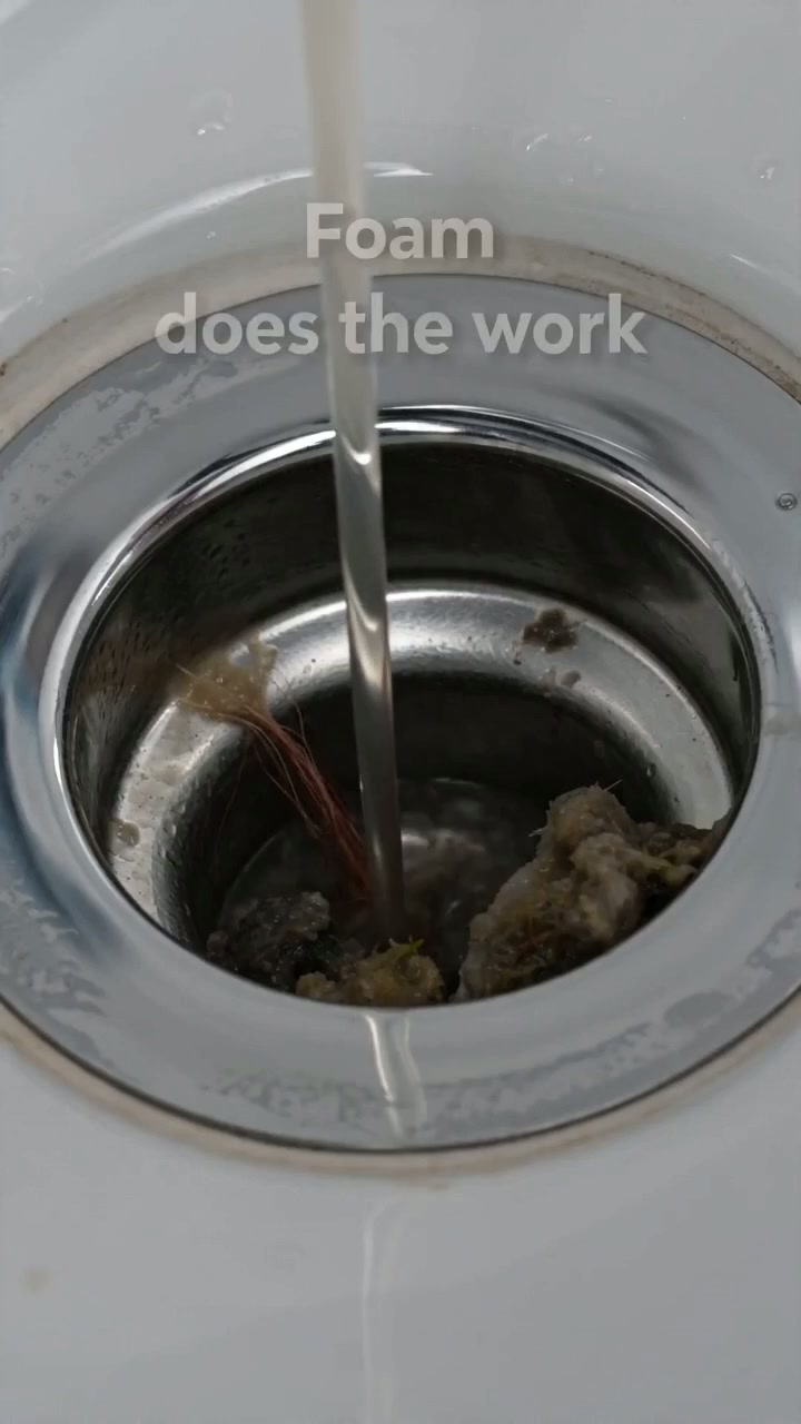The foam goes straight to work on the clog