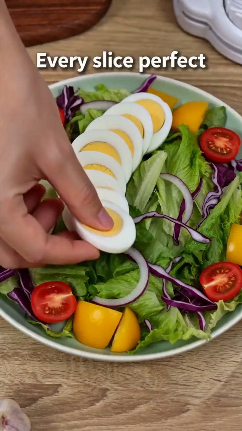 Perfectly even slices every time, no knife needed