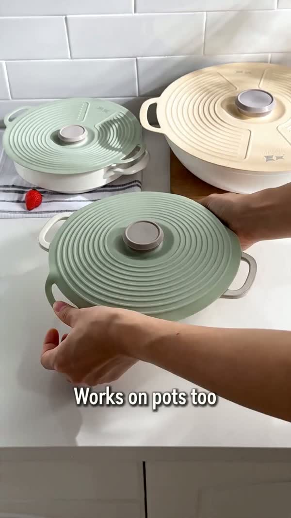 Stretches over pots and bowls alike for an airtight seal