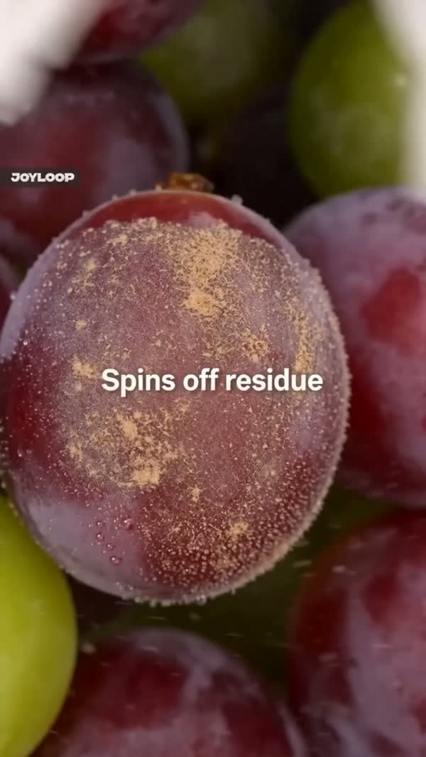 The spin genuinely lifts residue off the skin